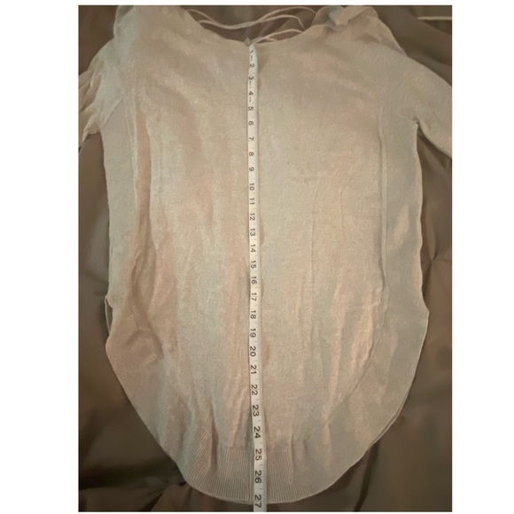 Express Sweater - Picture 4 of 4